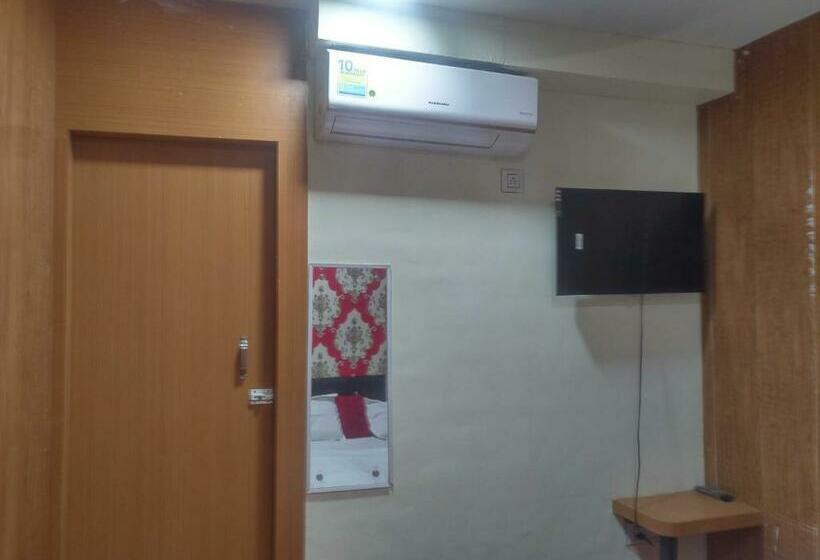 酒店 Oyo 92205 Kasturi Inn