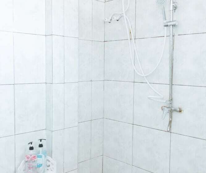 Marina Breeze Resort