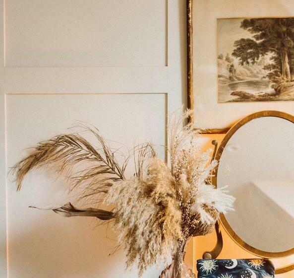 No 24 Beverston Castle