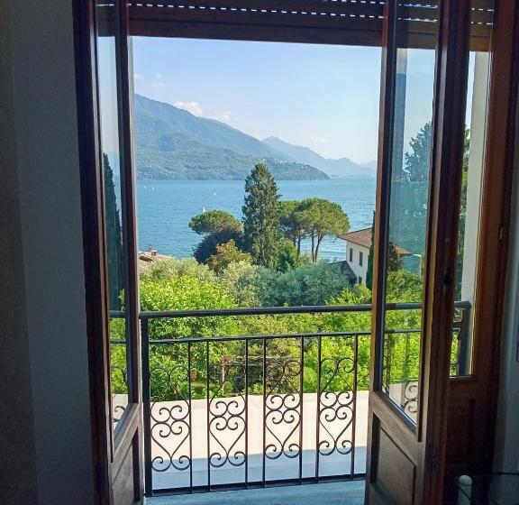 ペンション My Holidays   Camere Dei Fiori