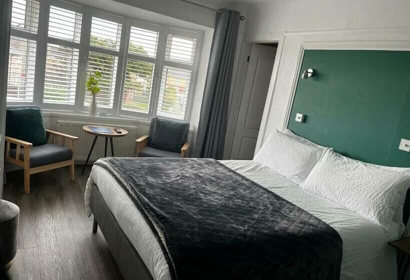 بنسيون Orient B&b