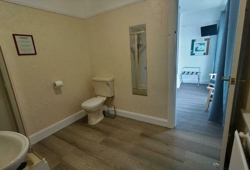 بنسيون Orient B&b