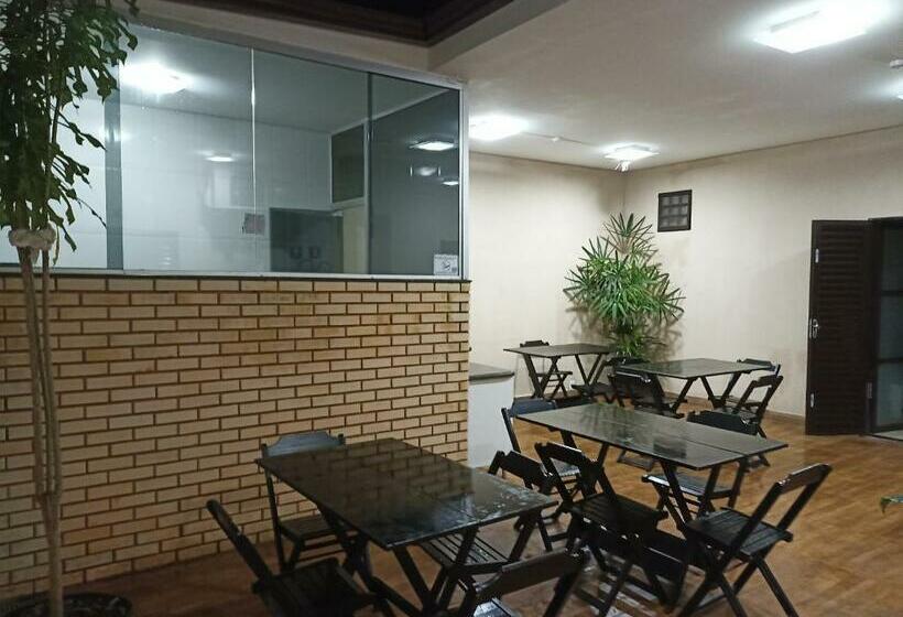 膳宿费 Kitnets Recanto Magro Ii