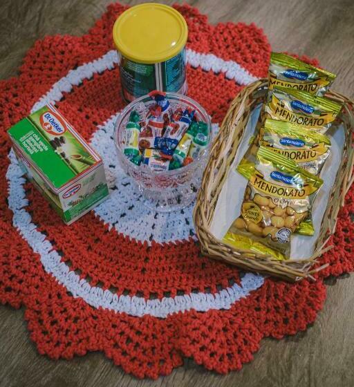 膳宿费 Pousada Suite Avencal