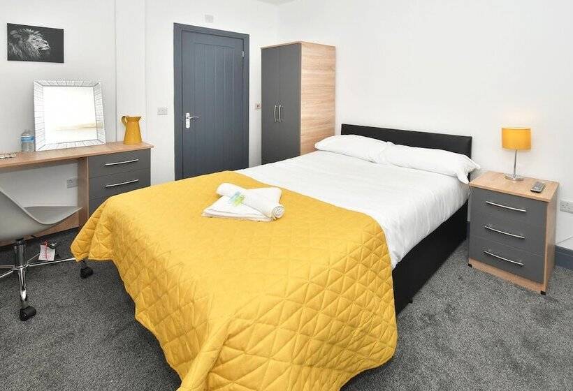 ペンション Townhouse @ Bedford Street Crewe