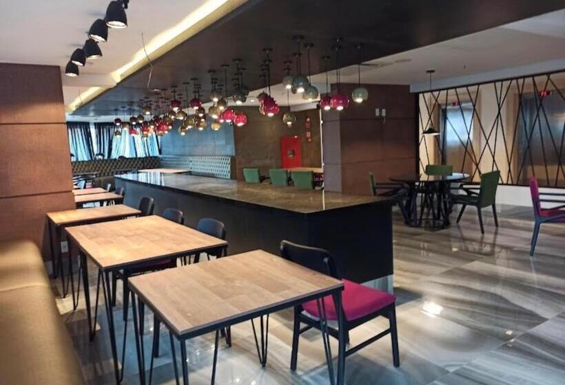 Qs Marista   Studio Alessandra Antonelli   Flat 1708