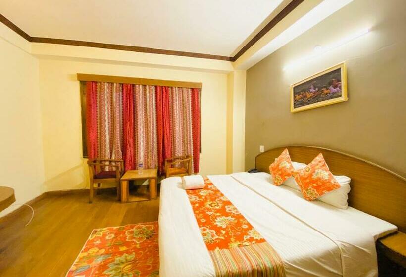 هتل Royal Green Valley View Mashobra