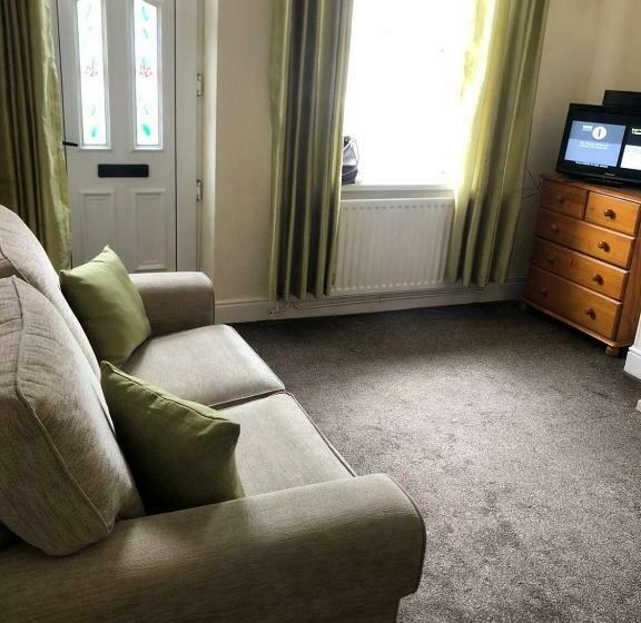 5/6 Bed House Barnsley Centre