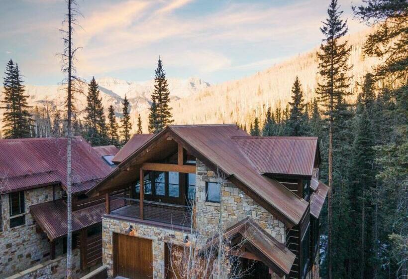 Apex By Avantstay Cozy Expansive Mountain Home Close To The Slopes W Hot Tub