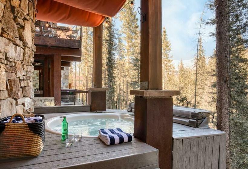 Apex By Avantstay Cozy Expansive Mountain Home Close To The Slopes W Hot Tub