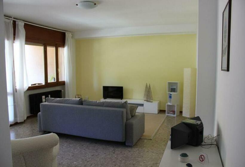 Appartamento Con Spiaggia Privata Sul Lago D Orta