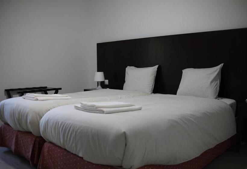 住宿加早餐  Casa Dos Remendos   Alojamento Local