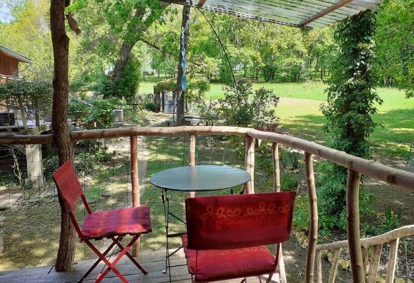 住宿加早餐  La Cabane De L Oiseau