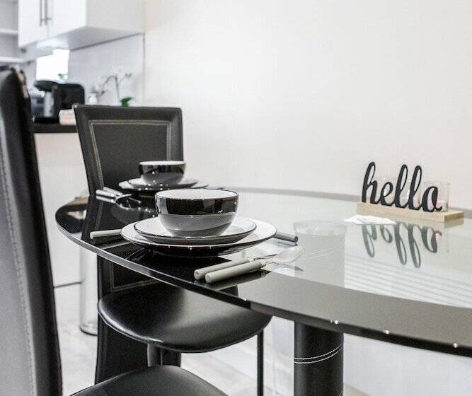 Bedford Hospitalsouth Wing4 Guests3 Bedswifi