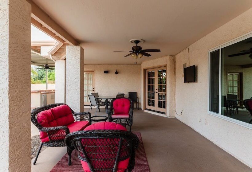 Desert Ridge By Avantstay Spacious Oasis W/ Pool & Hot Tub
