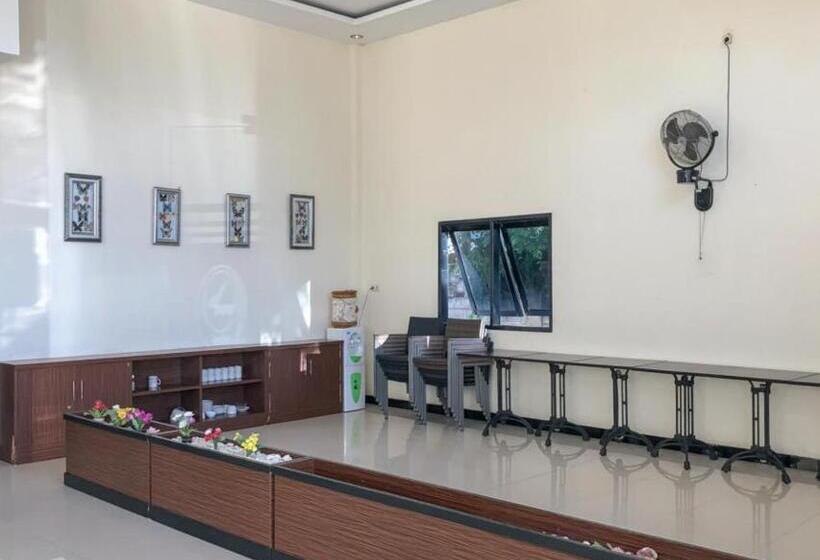 هتل D Mario Palopo