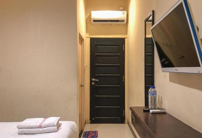 فندق D Mario Palopo