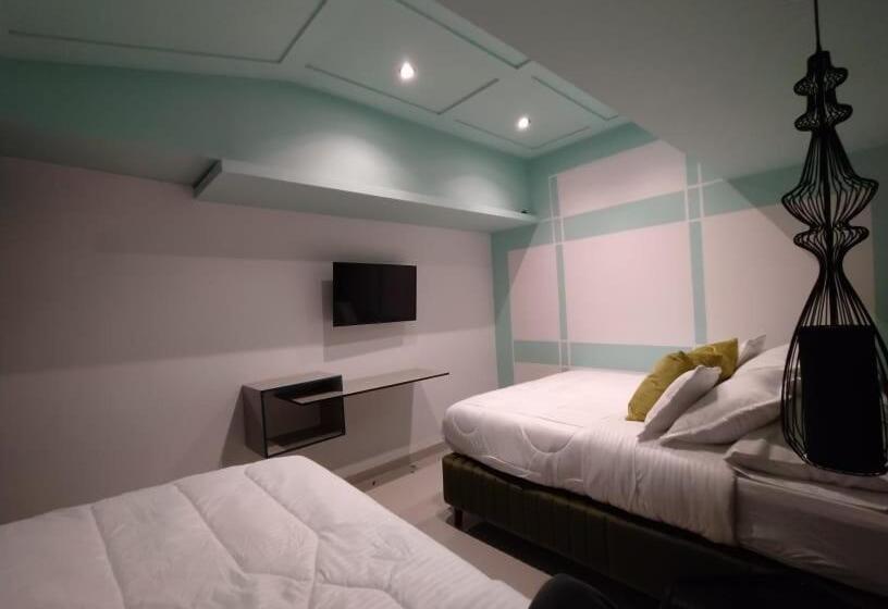 هتل Home Mark Casa Boutique