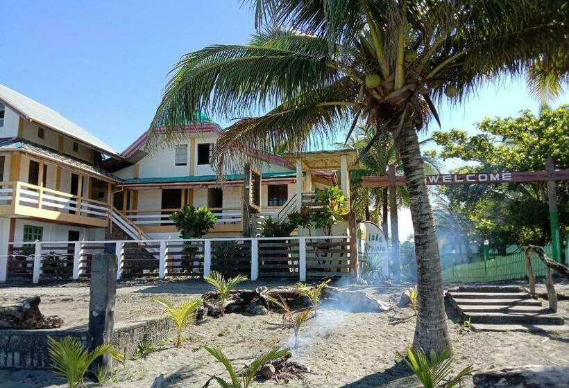 ホテル Reddoorz @ Isla Virginia Beach Resort Aurora Baler