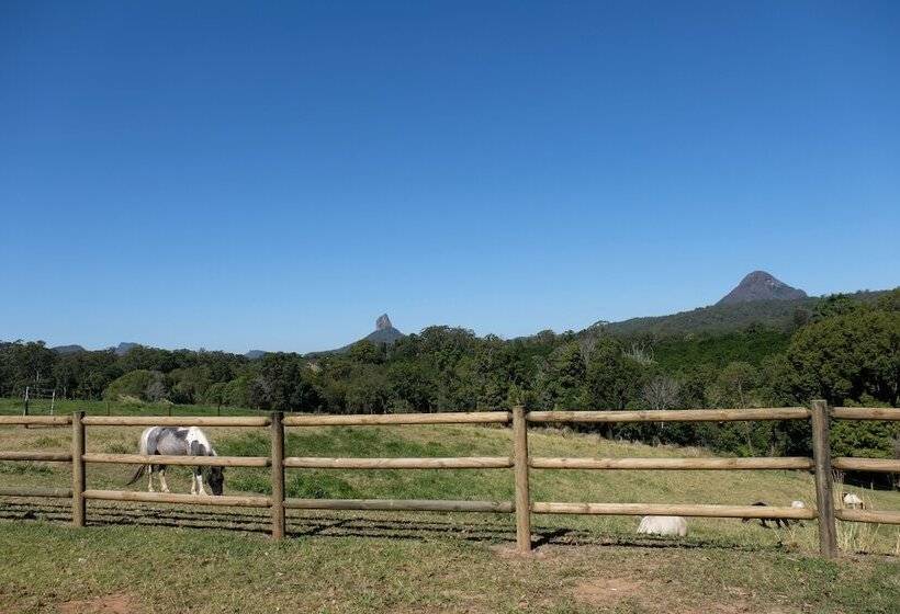 בית מלון כפרי Seven Peaks Farm Stay