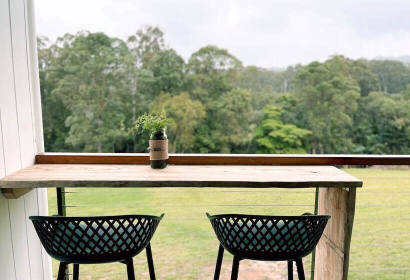 فندق Seven Peaks Farm Stay