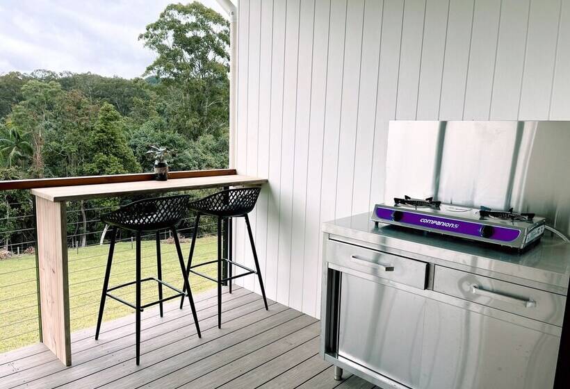 فندق Seven Peaks Farm Stay