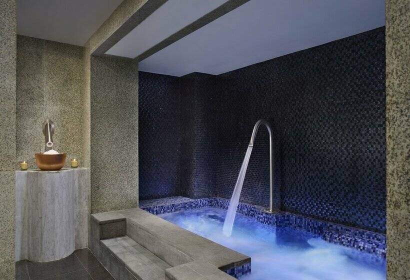 هتل The St. Regis Jakarta