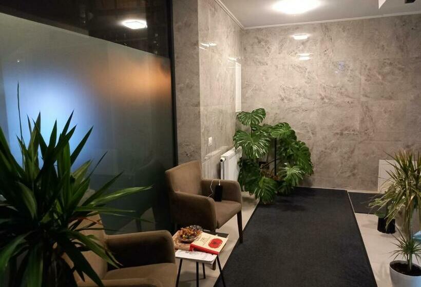 Uniluxury Hotel Prishtina