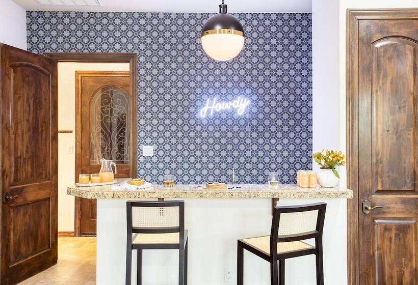 Hudson By Avantstay Magnificent Home W/ Beautiful Views, Multiple Living Areas, Pool & Games!