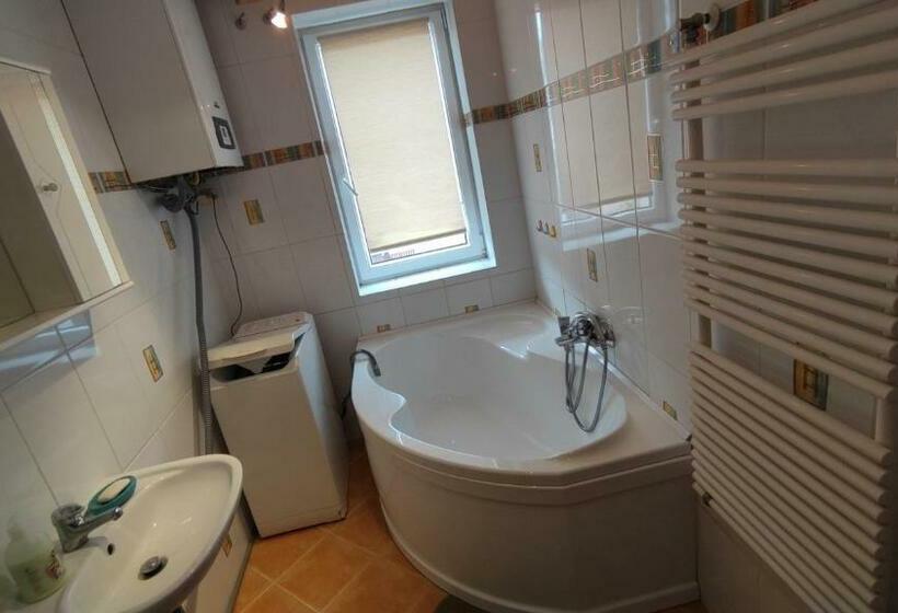 Imádni Való Sarokkádas Apartman Salgótarján Belvárosában