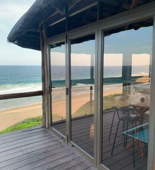 Mozambique,inhambane,barra  Entire Beach House