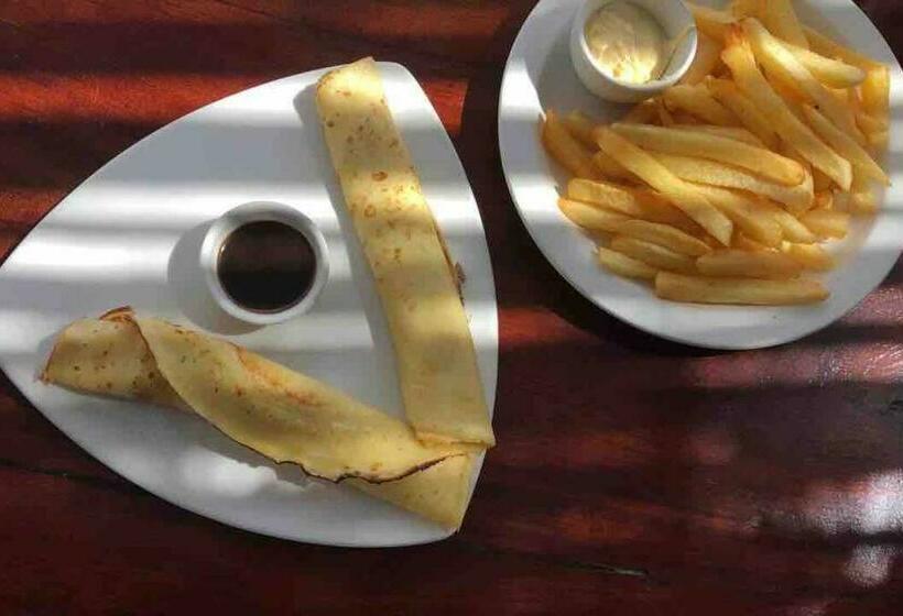 Mozambique,inhambane,barra  Entire Beach House