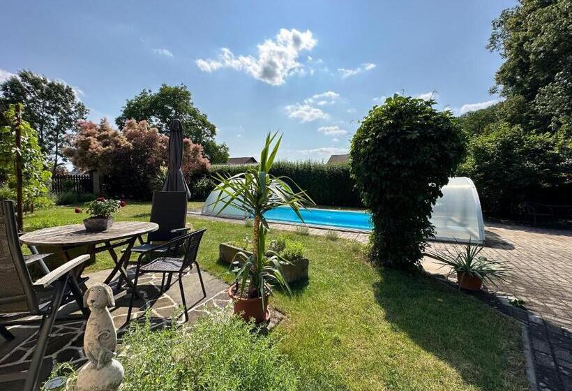 Na Statku Babiččino údolí