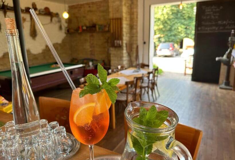 Na Statku Babiččino údolí