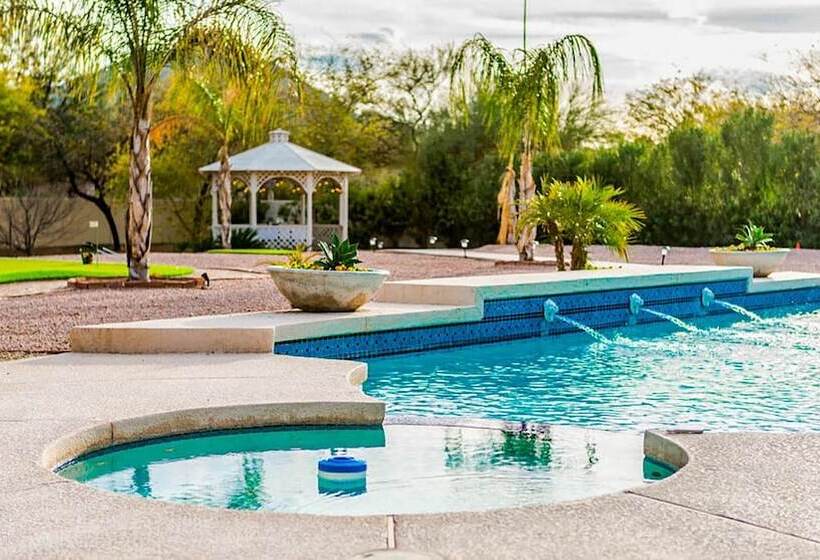 Paradise Valley By Avantstay Expansive Oasis W Putting Green Pool Mtn Views