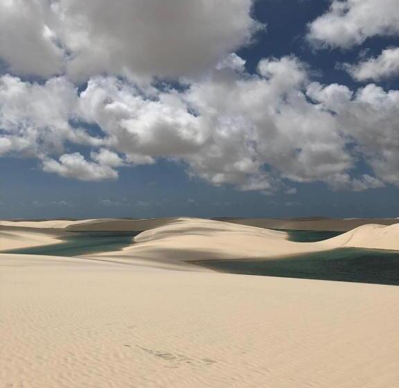 ペンション Atins Suites