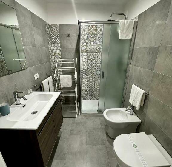 膳宿费 Camera Via Venza