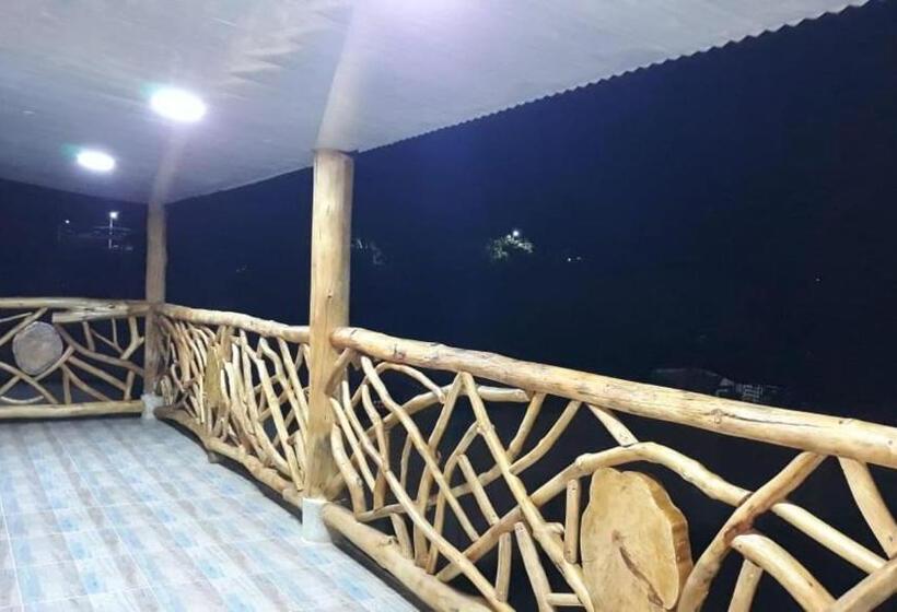 ペンション Casa Hotel Villa Lorena