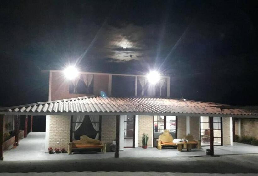 ペンション Casa Hotel Villa Lorena