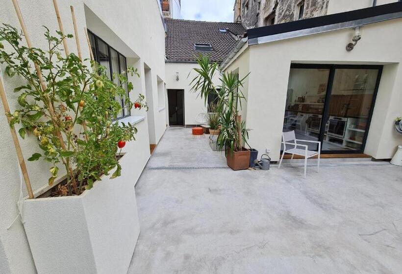 پانسیون Le Saint Christophe   Mairie D Aubervilliers Ligne 12