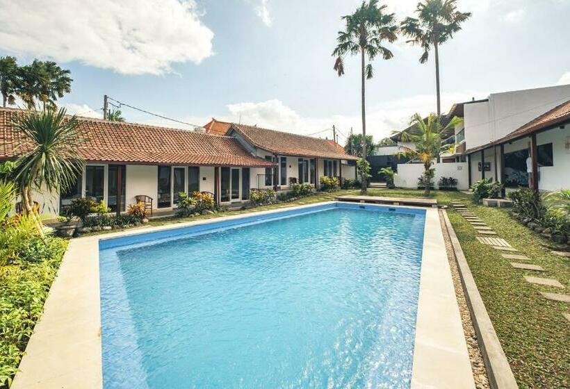 ペンション Nami Surf Stay