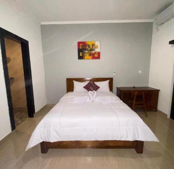 פנסיון Odadi Guesthouse