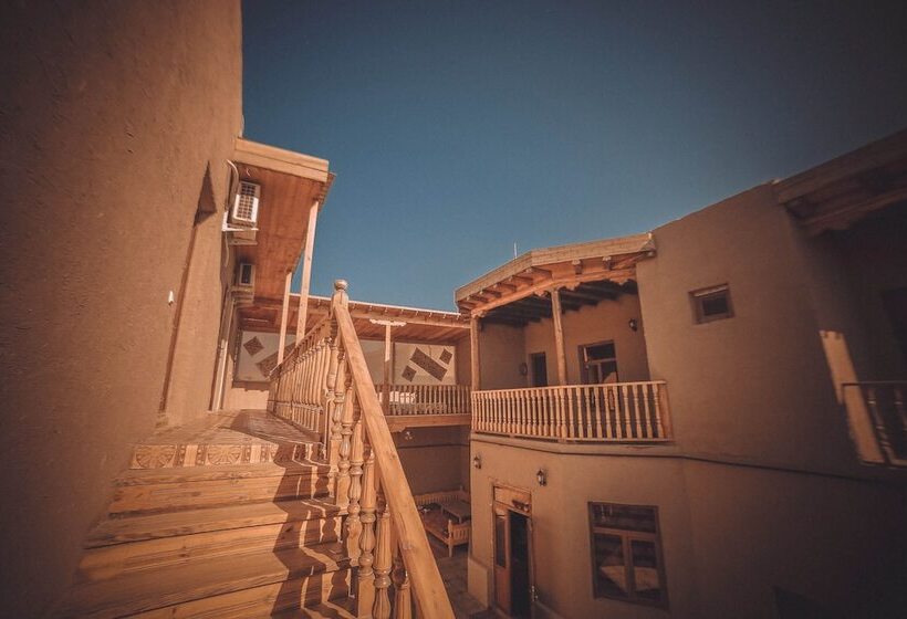 Пансион Oqilanur Guest House