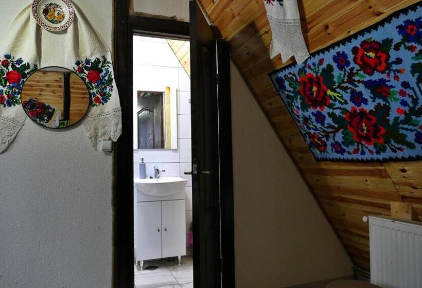 بنسيون Roua De Sub Creasta