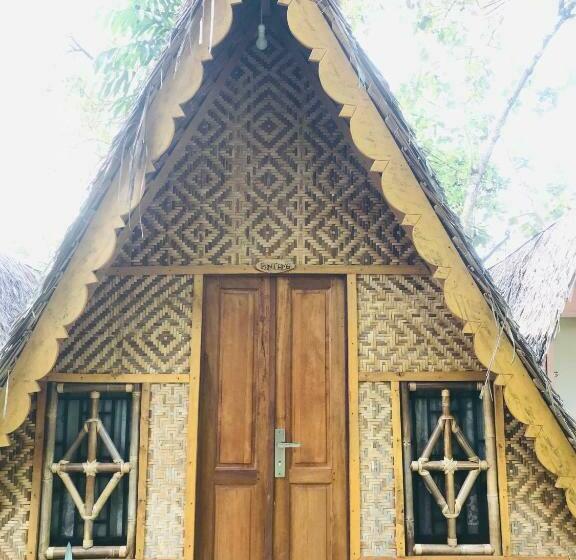 Пансион Sab’s Hidden Inn