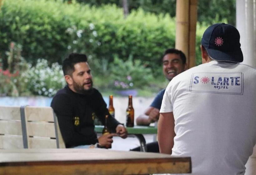 بنسيون Solarte Hostel