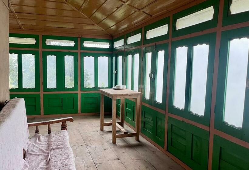 ペンション Wonder Stroll Traditional House Sharan Village