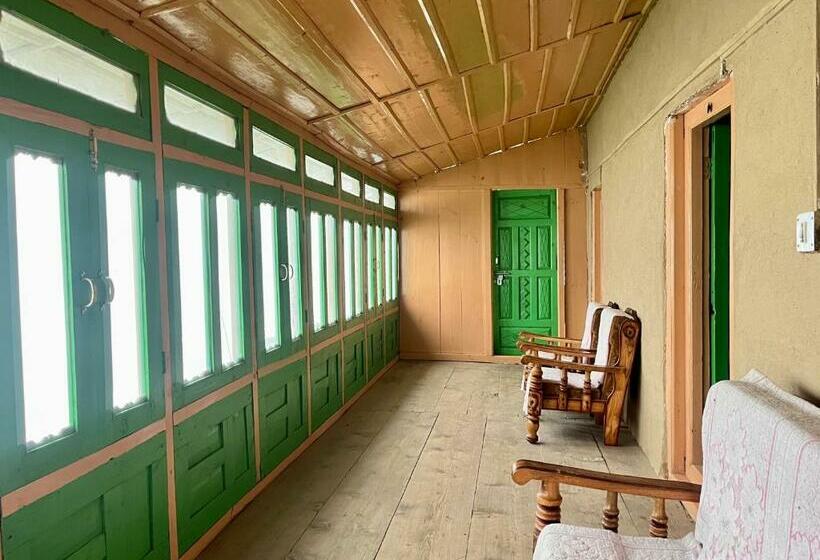 ペンション Wonder Stroll Traditional House Sharan Village