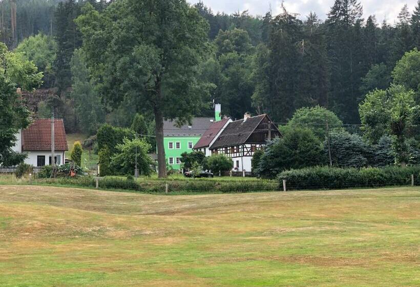 Pension U Golfu Cihelny