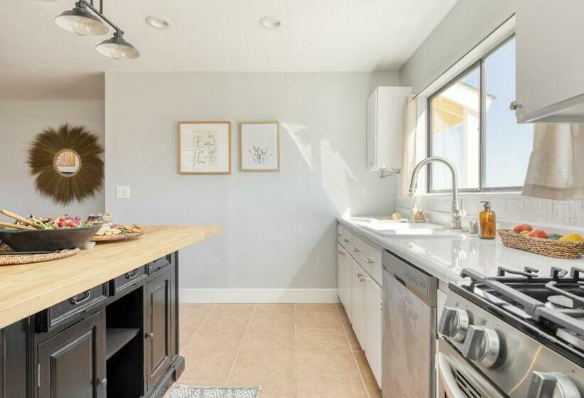 Rhythm By Avantstay Stunning Home W Pool, Hot Tub & Sweeping Views